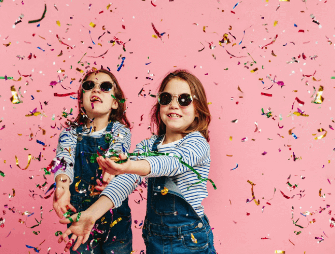 İkizler Aynı mı Farklı mı Giyinmeli?