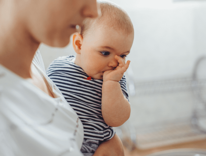 Bebeklerde Parmak Emme