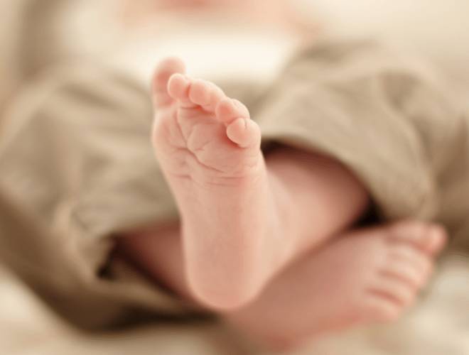 Bebeklerde Çarpık Ayak (Pes Ekinovarus):